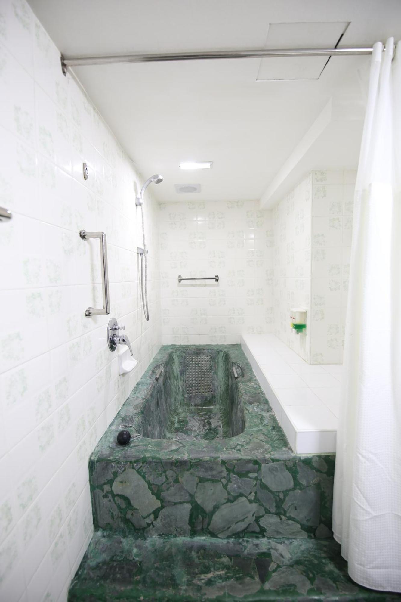 Hotel Asia Cebu Eksteriør billede